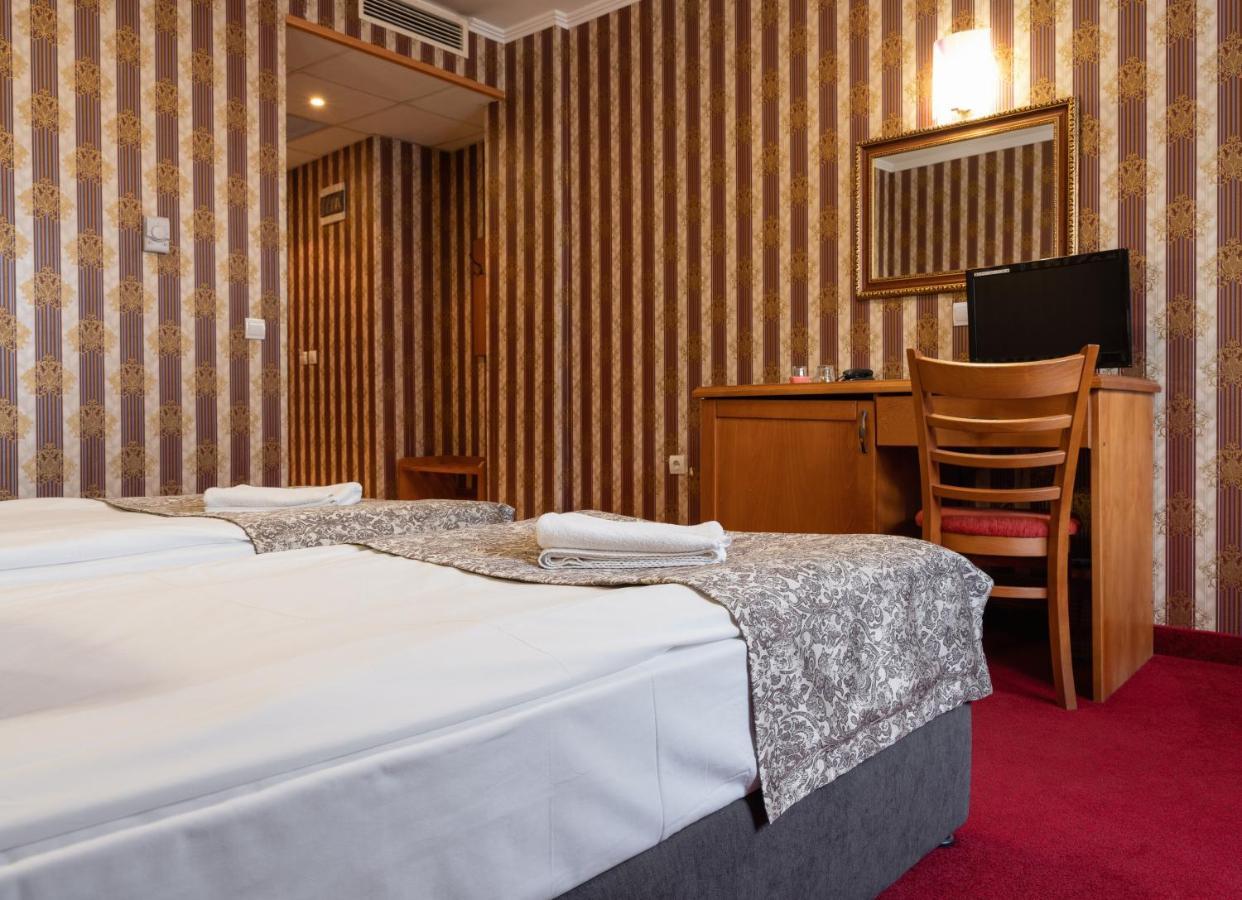 Real Hotel Weliko Tarnowo Exterior foto