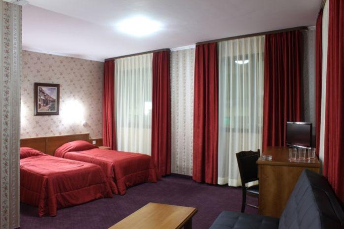 Real Hotel Weliko Tarnowo Exterior foto